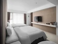 가멀란 핫 스프링 호텔 Hou Dong Keng Waterfall 주변 호텔