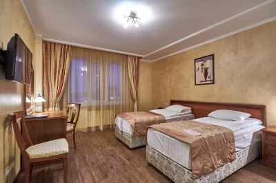 Pioneer Luxe Hotel