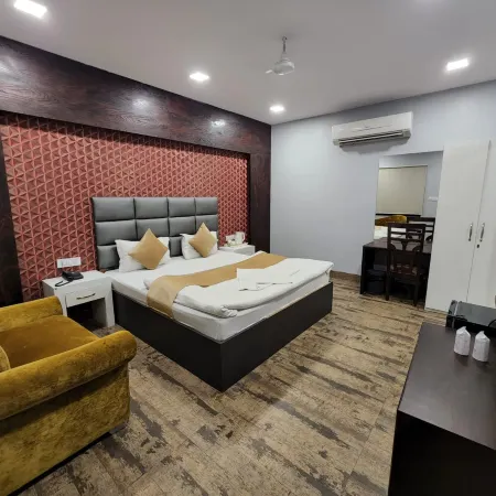 Hotel Mandakini Royale