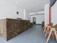 Wusheng Hongqi Hotel (Yuanwu Avenue)