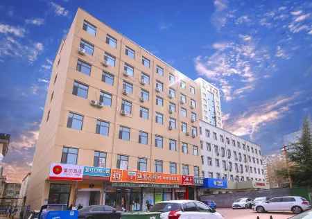 Yuncheng Tomato Hotel (Nanfeng Plaza Municipal Government Store) Отели рядом со станцией Yuncheng Railway Station