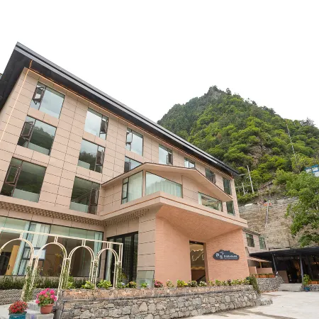 Beautiful Scenery Hotel