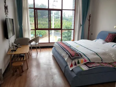 Yiliang Lixuanxin Inn Các khách sạn gần Yiliang Gymnasium