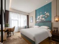 Magnotel (business) Hotel Fenghuang East Street Branch, Luya Mountain scenic spot, Ningwu, Xinzhou Hôtels à : Ningwu