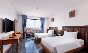 Two Seasons Siem Reap Hotel