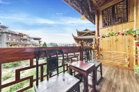 Baishuitan Inn (Furong Town Waterfall Branch)