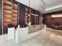 Yunpu International Hotel (Foshan Lecong Furniture World)