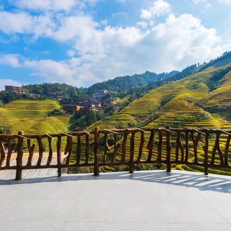 Longji Terrace Yueshu Panorama Guesthouse Отели в г. Луншэн