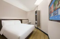 HanTing Hotel (Dalian Changxing Island Economic Zone) - Parkplatz