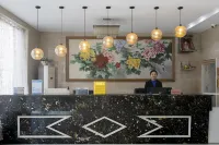 Fuqian Business Hotel