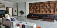 Xinshengju Business Hotel