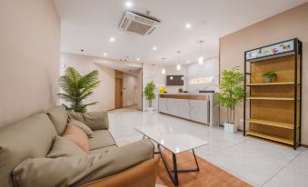 Ranyu Preferred Hotel