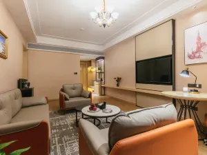 Vienna International Hotel (Zhaotong Hongxing Hejing Plaza)