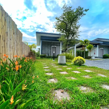 Blue Moon Boutique Resort