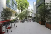 Mode Paris Aparthotel - 5-Star