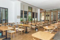 Xichang Hanjin Hotel ( qionghai 17 Degree Wanda Plaza Hotel)