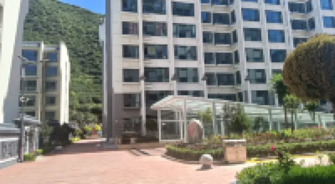 Lintan Yingbin Farm Stay