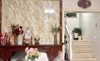 Baoying Qizhong Hostel