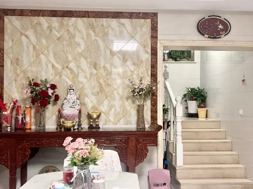 Baoying Qizhong Hostel