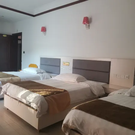 Longhushan Laiping Hostel