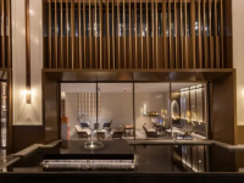 โรงแรมรอยัลพาร์ค โรงแรมในเหอผู่