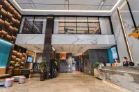 Fuji International Hotel (Shaodong High Speed Rail Station Store)