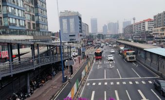 Henghua Apartment (Guangzhou Xiayuan Subway Station)