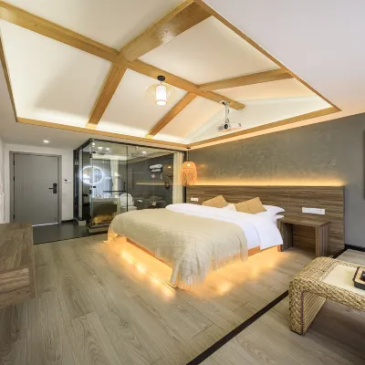 Xuexiangge Homestay (Yanu Lake) Hotels near Wawu Mountain Water Park