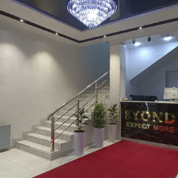 Byond Hotel Отели рядом с достопримечательностью «Свято-Успенский Кафедральный Собор»