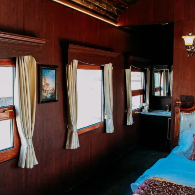 Hulunbuir Jalainur Oriental Train Homestay (Mammoth Park) Hotels near Jalainur Mammoth Scenic Area