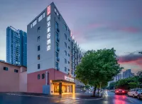 Rezen Dong Hotel(Taihu Yuantouzhu Scenic Area，Wuxi) Hotels in der Nähe von Yaowan Campus of Wuxi Institute of Commerce