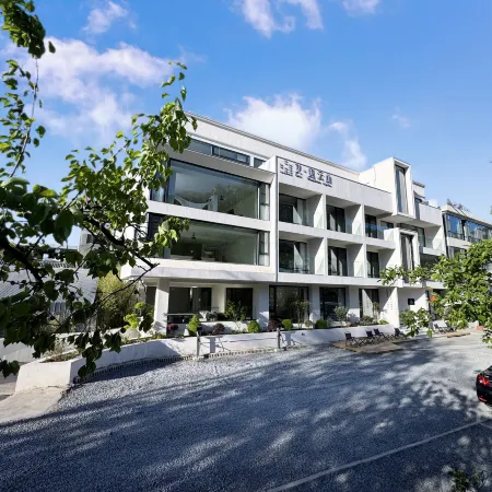 Yuntaishan Youjianyunshan Homestay (Anshang Service Area)
