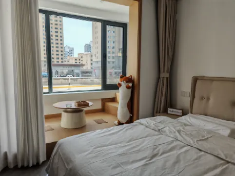 Ancient City · Xinyue Light Luxury Homestay (Datong Ancient City)