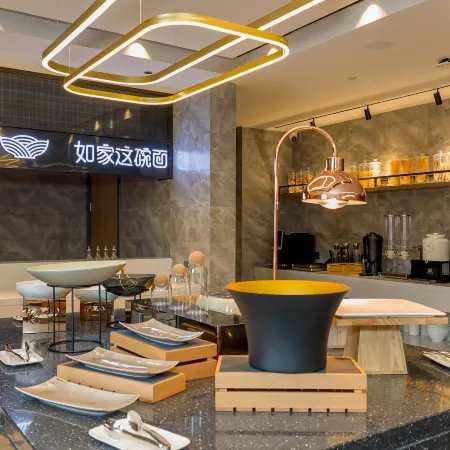 Home Selection Hotel (Beizhen City Goubangzi Station Branch)