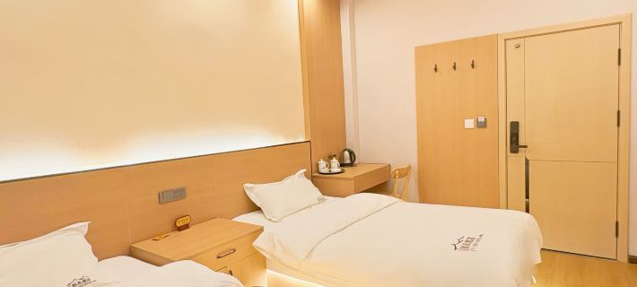 Huize Yichen Homestay Hotels in Huize