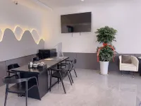Guanshan Yue Courtyard Homestay