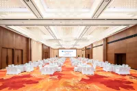 Wyndham Grand Plaza Royale Longchang Hotel di Longchang