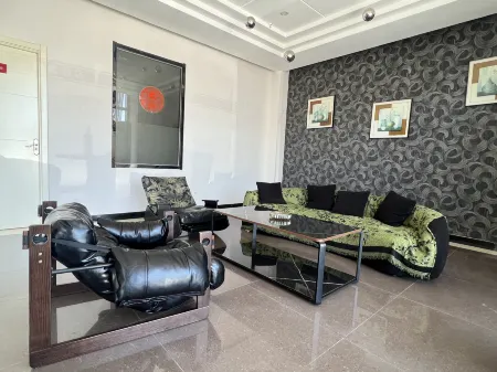 Deyou Hotel Отели рядом с достопримечательностью «Taishan Palace»