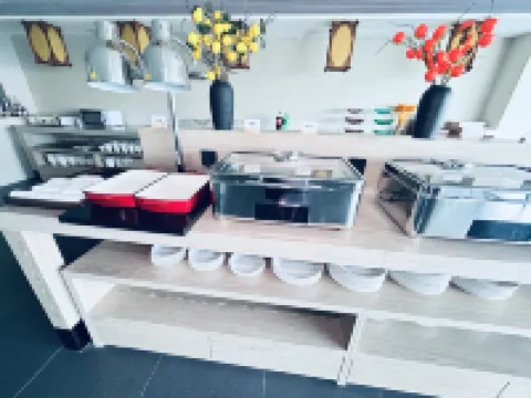 Kyriad marvelous hotel Beihai Qiaogang Fengqing Street Branch