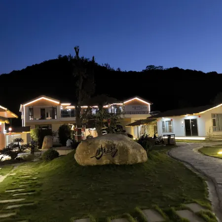 Story and His Courtyard Aesthetic Homestay (South Gate of Donglin Temple Pure Land Garden Branch)