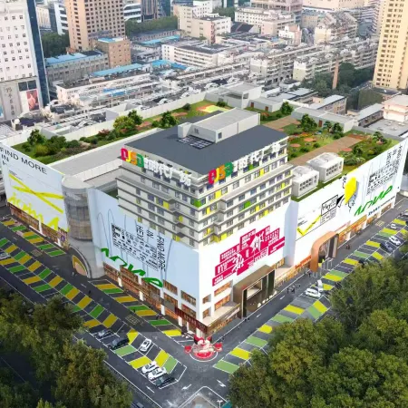 Xinxiang Grand Hotel (DL Pangdonglai Life Plaza Erpang)