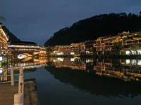 Huajian Homestay - Jacuzzi