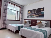Maiji Mountain Qingya Xiaozhu Homestay