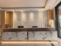 Xinxing Junwei Hotel