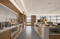 Country Inn & Suites by Radisson, Zhangjiagang High-speed Railway Station Lexing Building - 4 звезды
