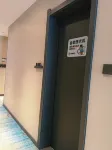 Rongyu E-sports Homestay (Zhangye West Station Giant Buddha Temple) - โฮมสเตย์