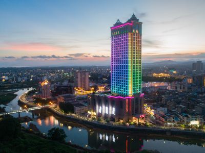 Vienna International Hotel (Dongxing Port)
