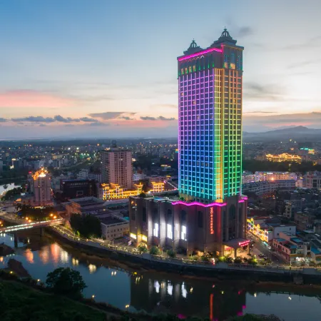 Vienna International Hotel (Dongxing Port)