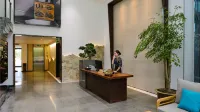 Luanchuan Yunyin Shanshe Hotel (Laojunshan Fenghuang Tianjie Branch)