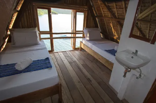 Borac Bay Bungalows Hotel and Resort